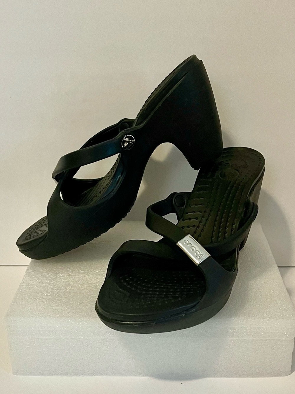 CROCS Black Wedge Sandals